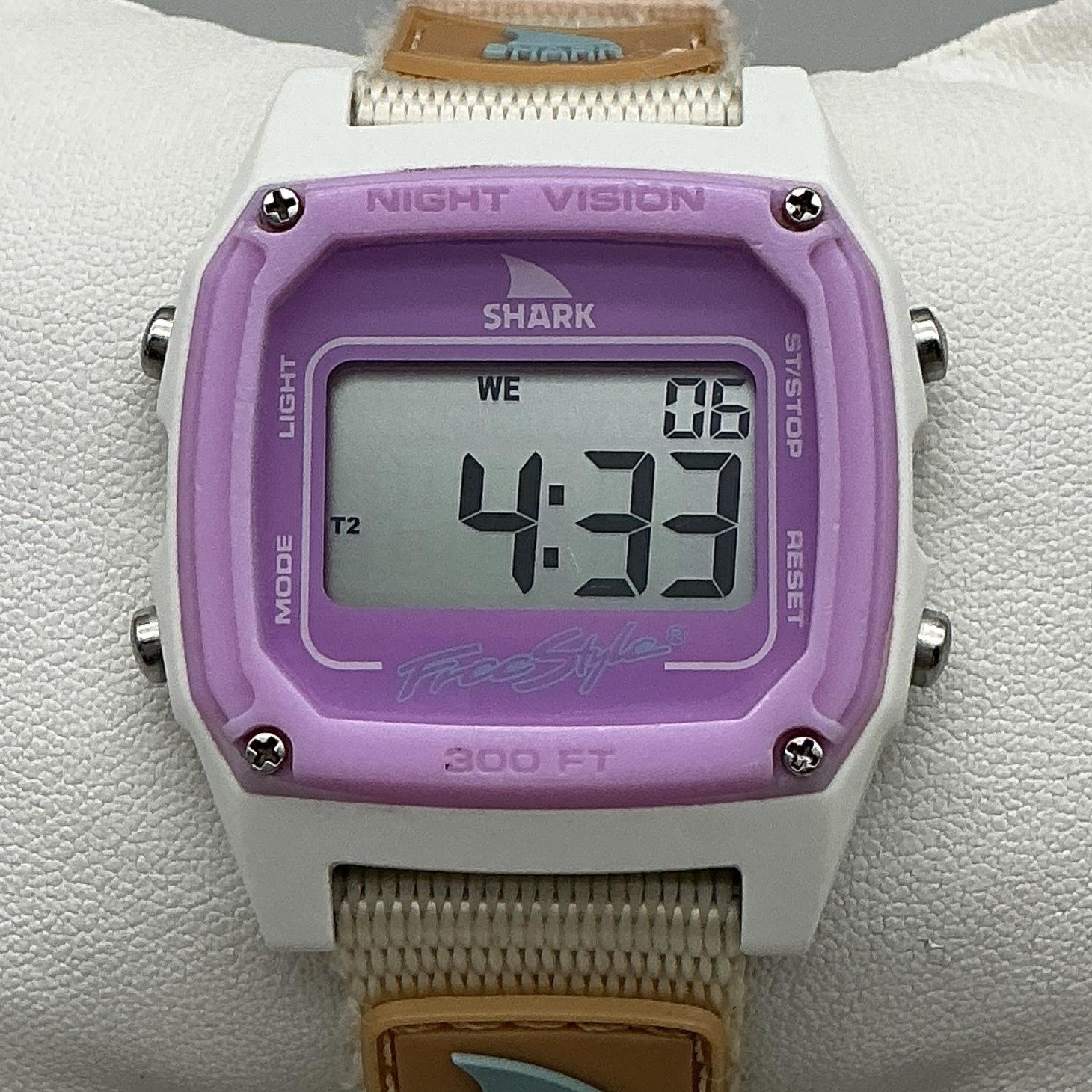 Freestyle Shark Leash Womens Watch 37mm Purple Digital Night Vision New Battery