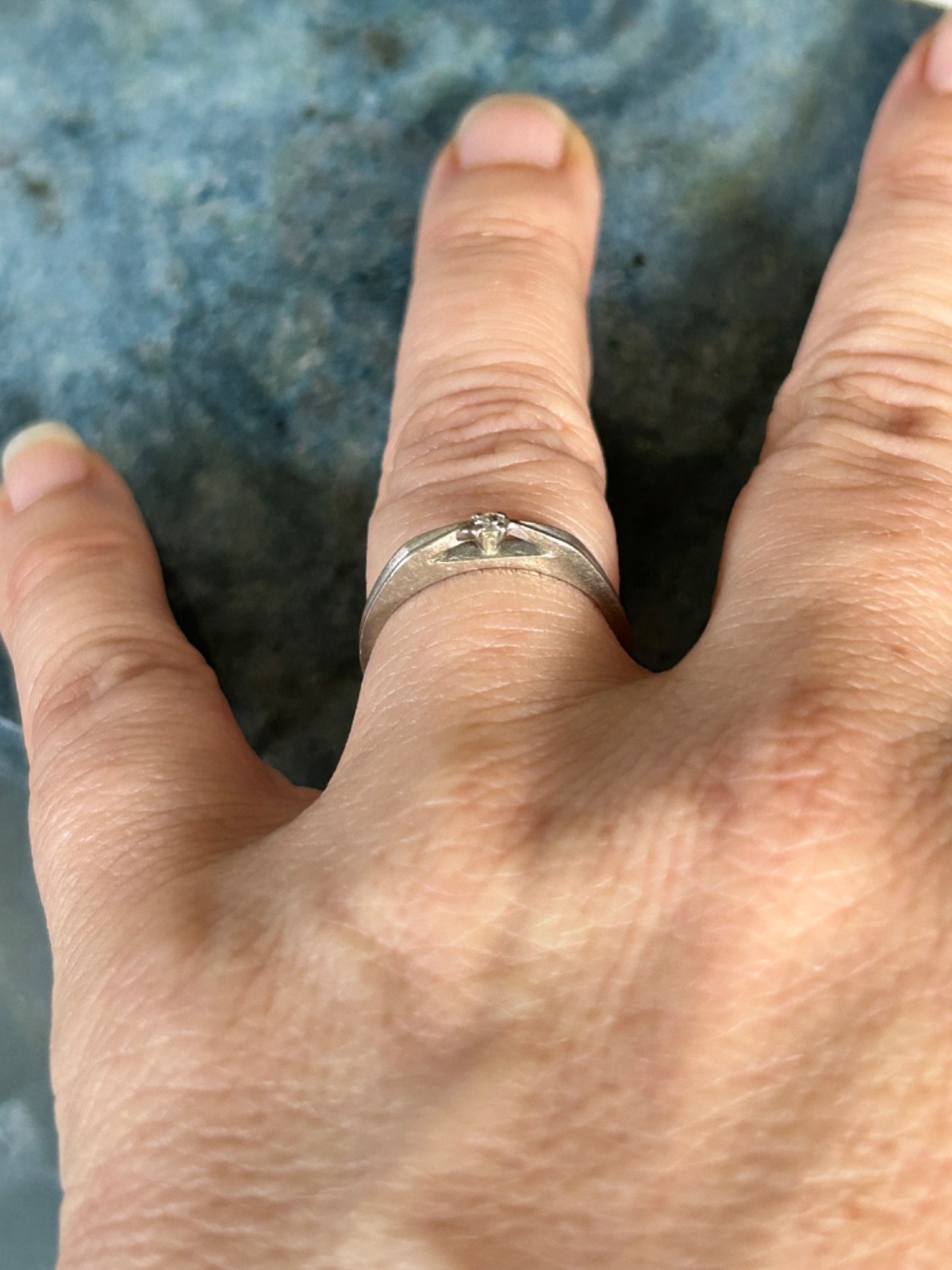 14K WHITE GOLD DIAMOND SOLITAIRE RING SIZE 6.5 ARTCARVED M 1.95g