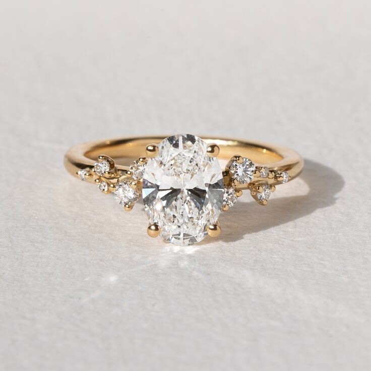 2 Carat Lab Grown Diamond Ring – E Color VVS2 (IGI Certified) with 0.2ct Accent