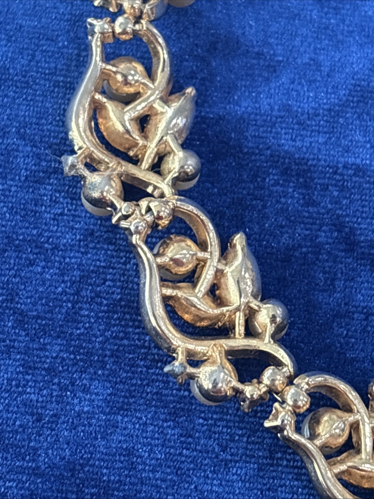Vintage Midcentury Jewelry Set Signed Trifari. Goldtone, Faux Pearl & Rhinestone