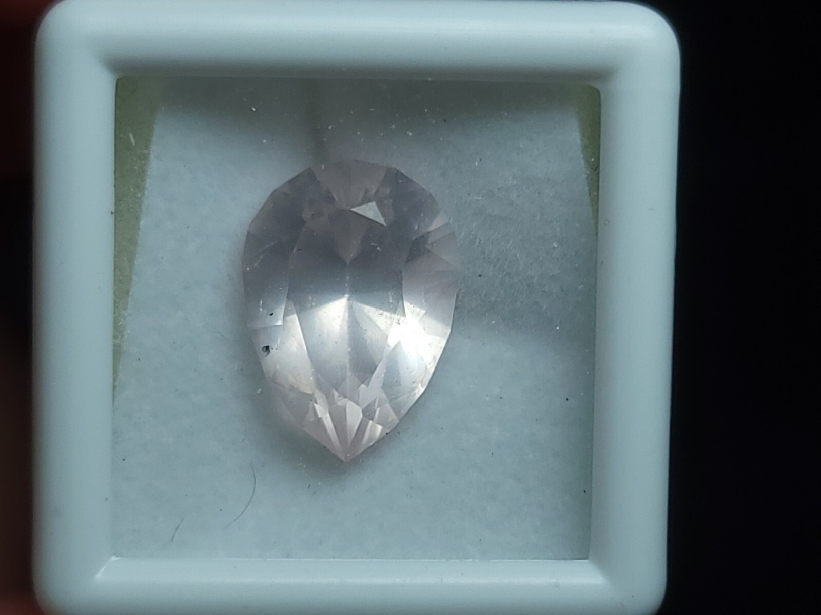 Rose Quartz Hand Cut Pear Natural Loose Gemstone (6 ct.) (14.2×10.2 mm)