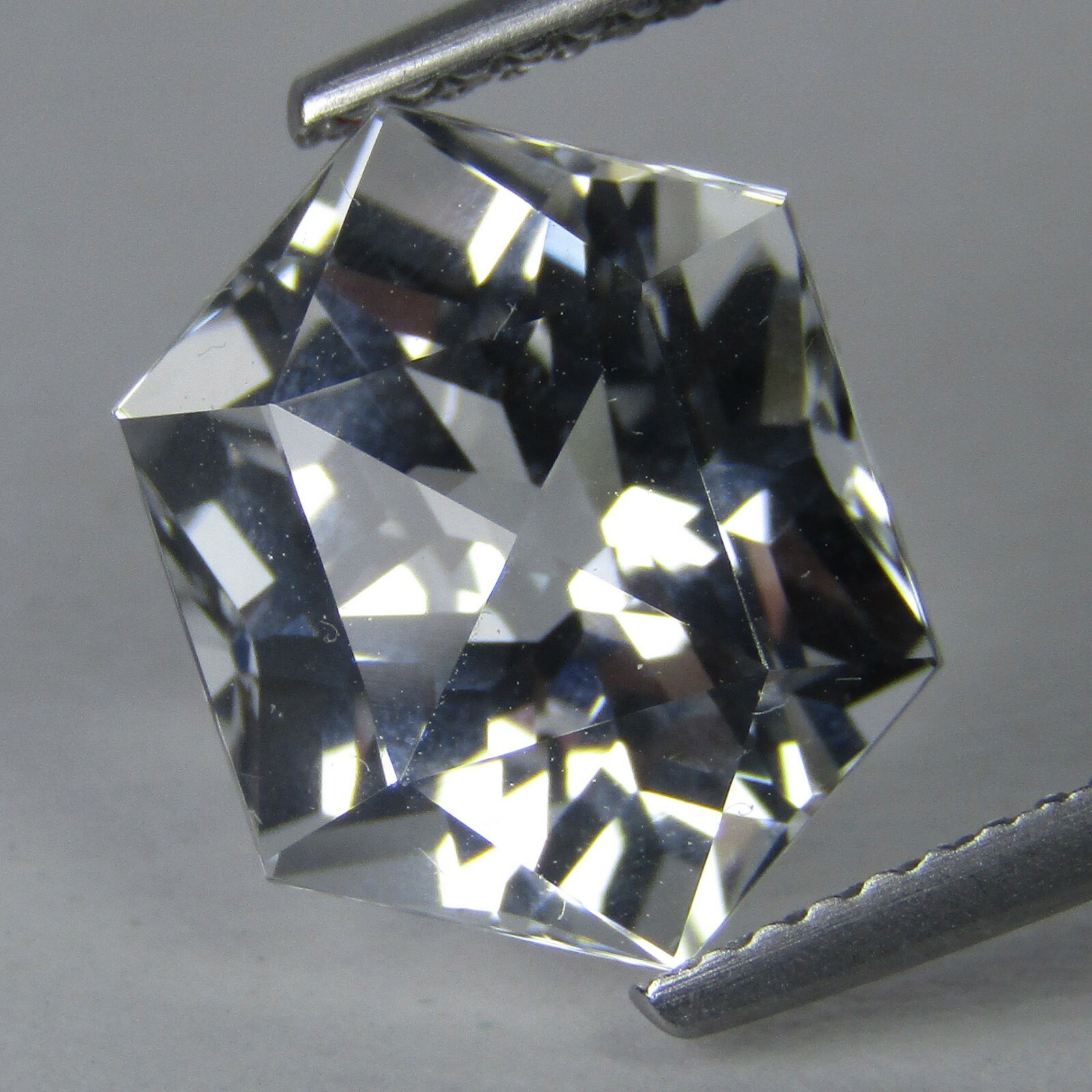 7.16Cts Stunning Natural 100% White Topaz Fancy Checker Cut Loose Gem Ref VDO