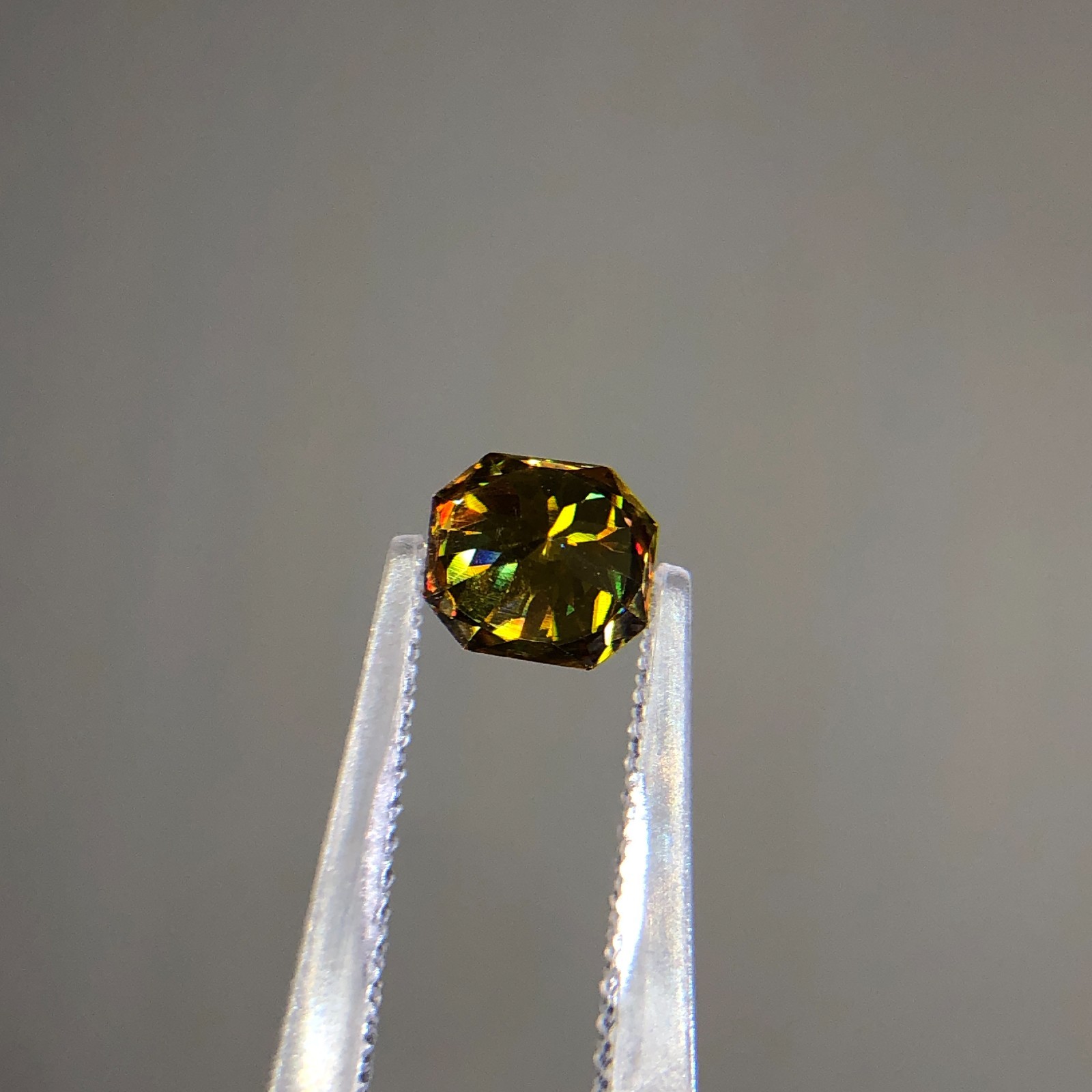 0.90 Carat Natural Full Fire Sphene Titanite Fancy Cut Gemstone For Jewelry