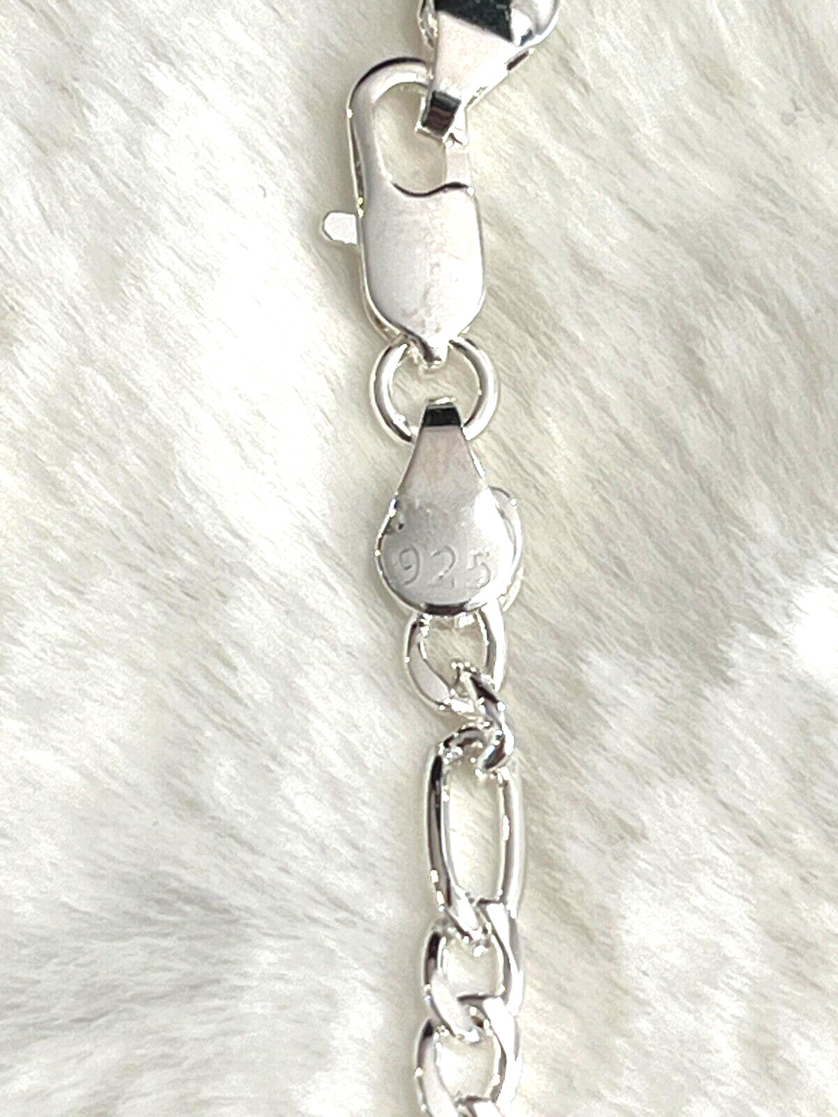 Super Nice 925 Silver Plated Figaro Chain Necklace 4mm 22″ Fast Free Shipping