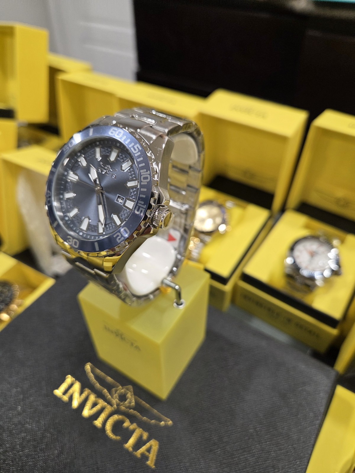 Invicta Pro Diver Men’s Watch 47340 – 46mm, Blue Dial/Bezel, Quartz Date, 50m