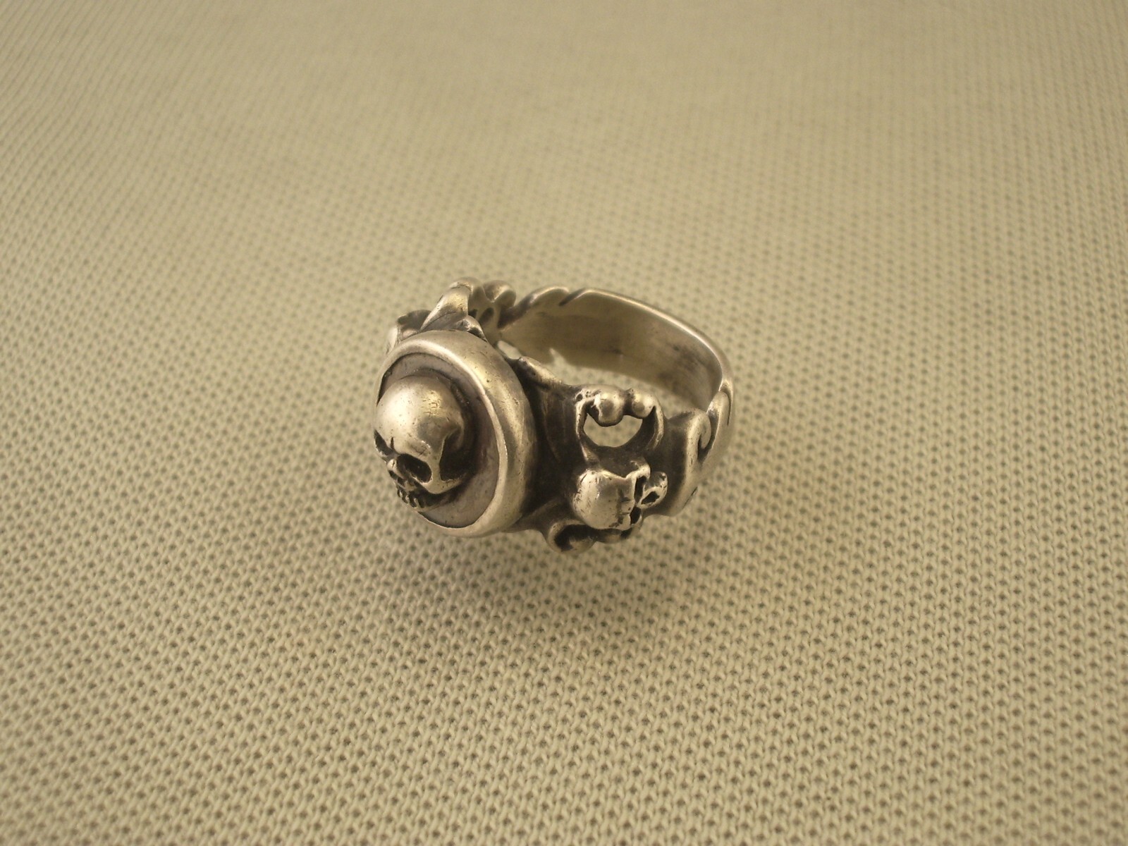 Rare antique silver Memento Mori Skull Ring Size 7.5