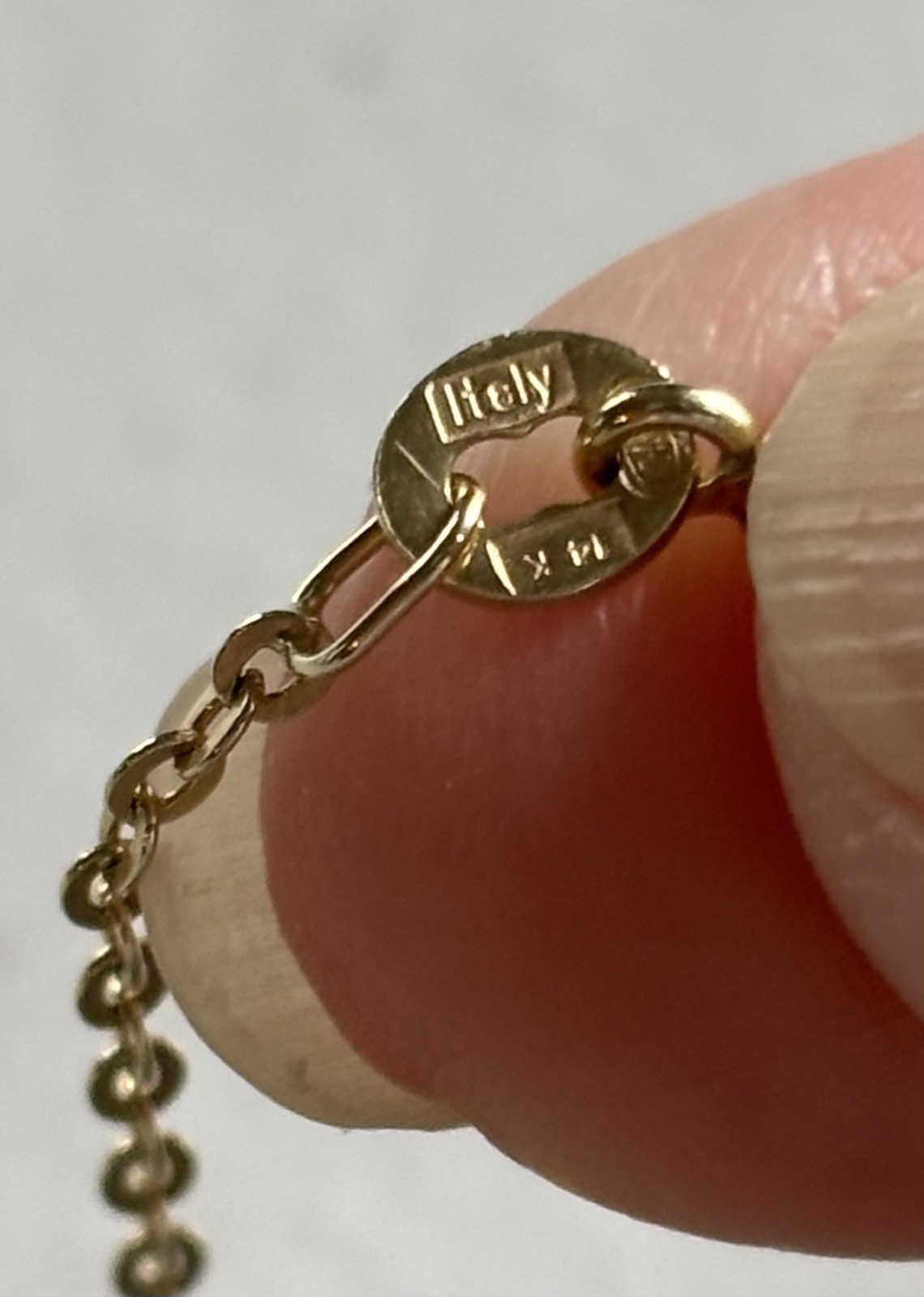 Vintage Classy & Classic Signed Italy 14K Yellow Gold UNOAERRE Necklace 14”