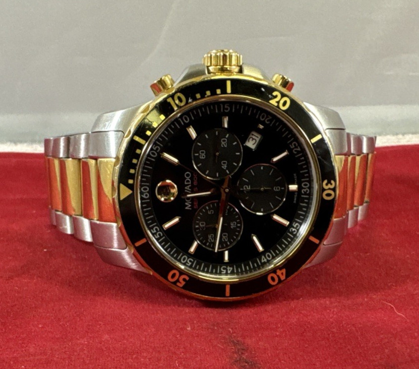 MOVADO SERIES 800 CHRONOGRAPH TWO-TONE MEN’S 42MM 2600146
