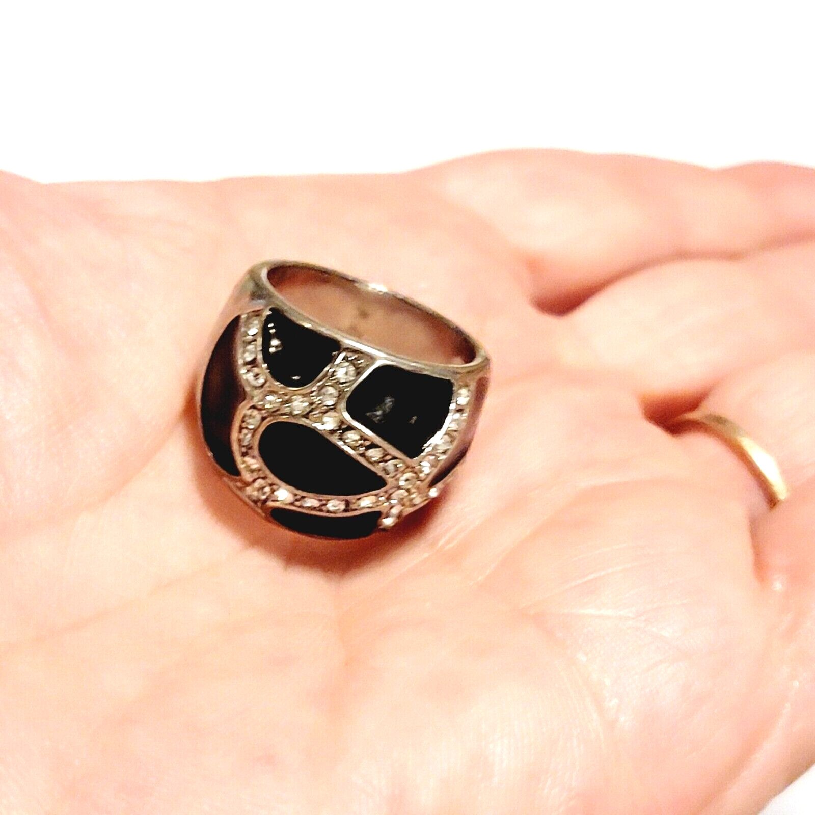 Modernist Black Enamel Rhinestone Ring Size 6.5 Contemporary Jewelry r-38