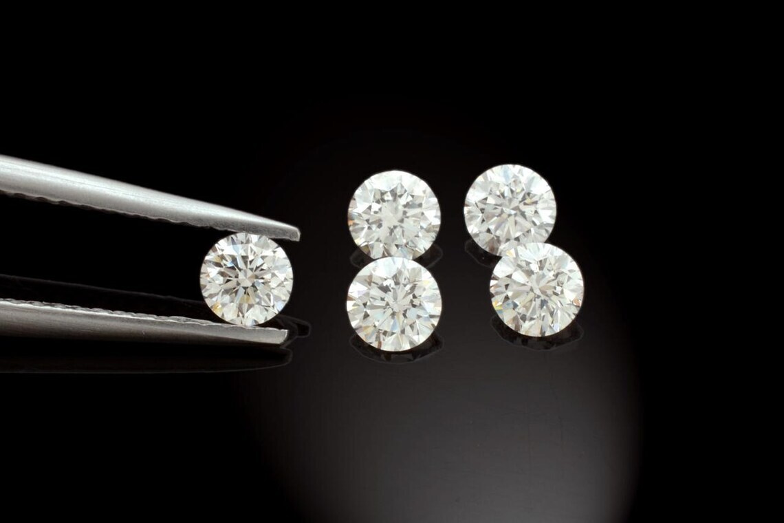 2 CT Natural White Diamond 5 mm 5 Pcs Round Cut VVS1 D Grade GDGL Certified C90