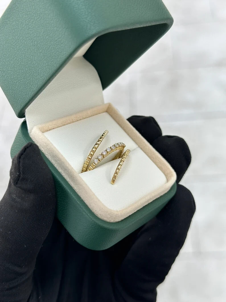 0.20tcw Retractable Natural Diamond Trendy Full Finger Coverage Ring 14K
