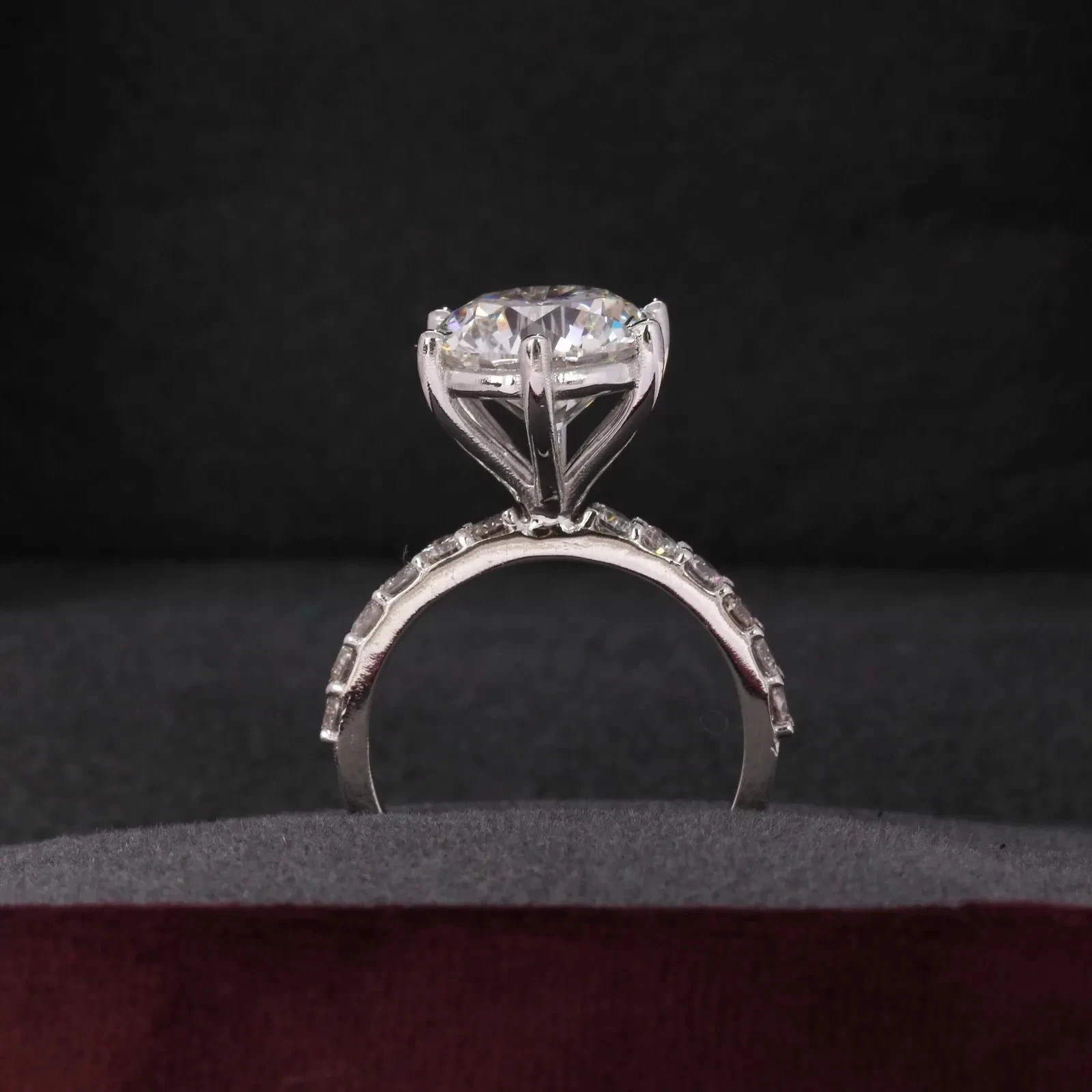Rare 4.10 Ct Certified Round White Diamond Solitaire Engagement Ring 925 Silver