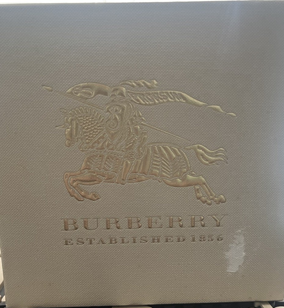 Burberry Quartz Box And User Manual Needs Battery