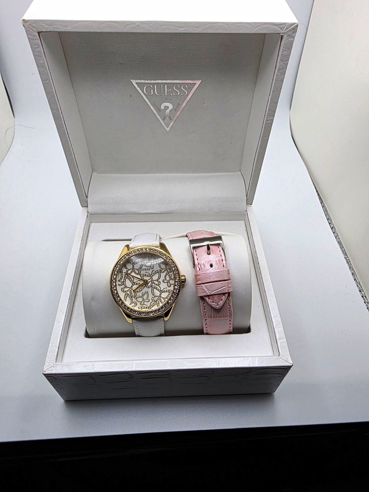 GUESS Women’s Quartz Watch Gold-Tone Butterfly Dial White Leather Strap Box