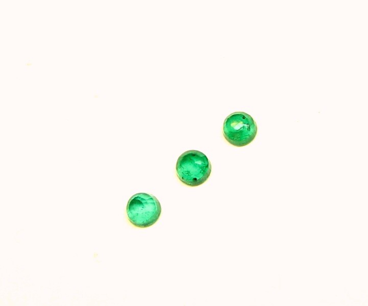 Natural Round Green Emerald 3 Pcs lot 0.59 Ct Tol, 3.5 x 2.1-2.3 MM ( WxD )