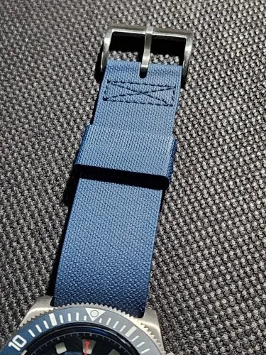 Sports Watch Strap FKM Rubber Band Wristband One Piece Fashion 20mm 22mm