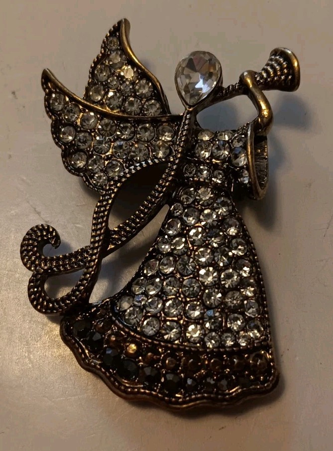 Vintage Monet Gold Tone Rhinestone Angel Playing Trumpet Brooch – 2 1/8 in.