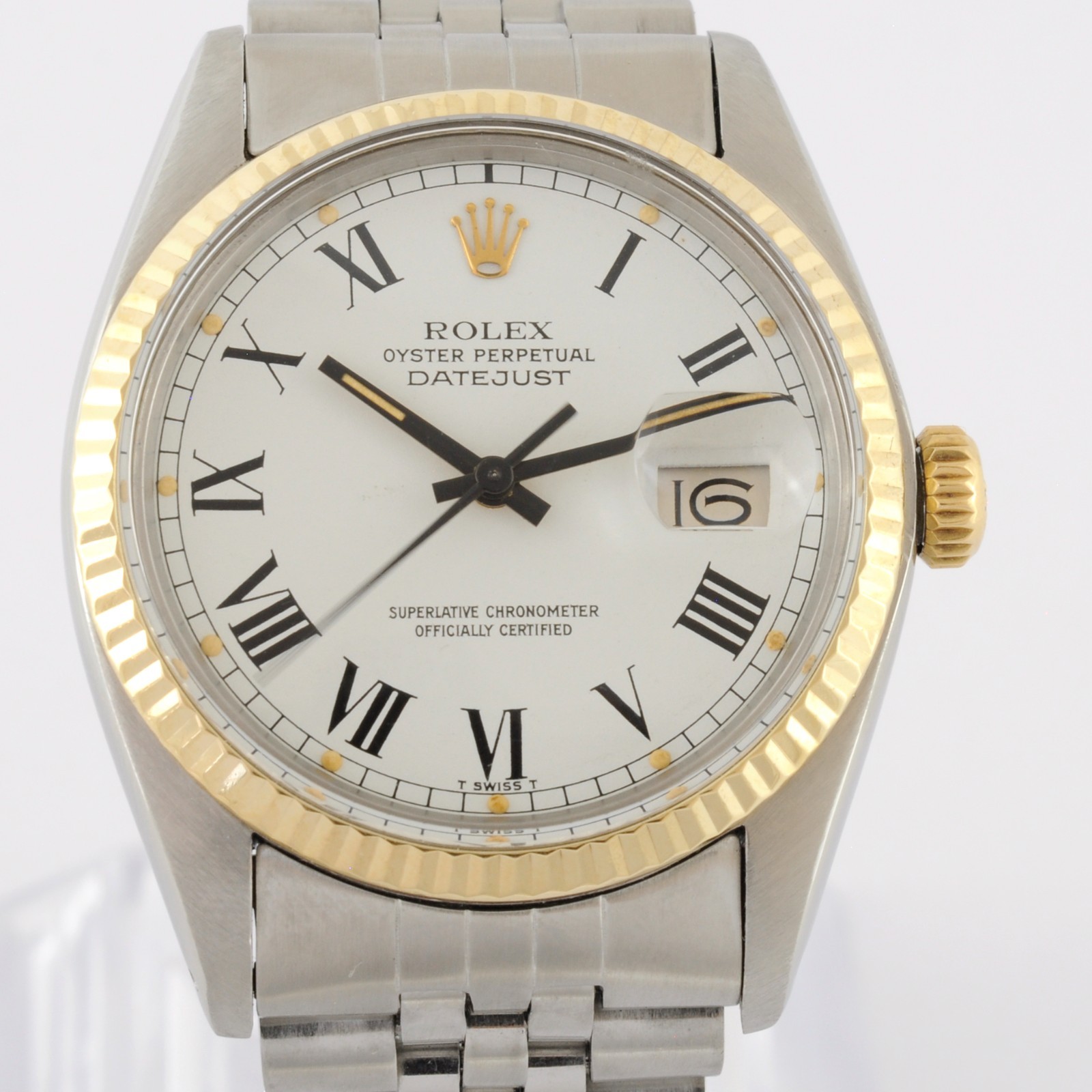 NO TARIFFS ROLEX 16013 OYSTER PERPETUAL DATEJUST LARGE AUTOMATIC COSC BOX PAPERS