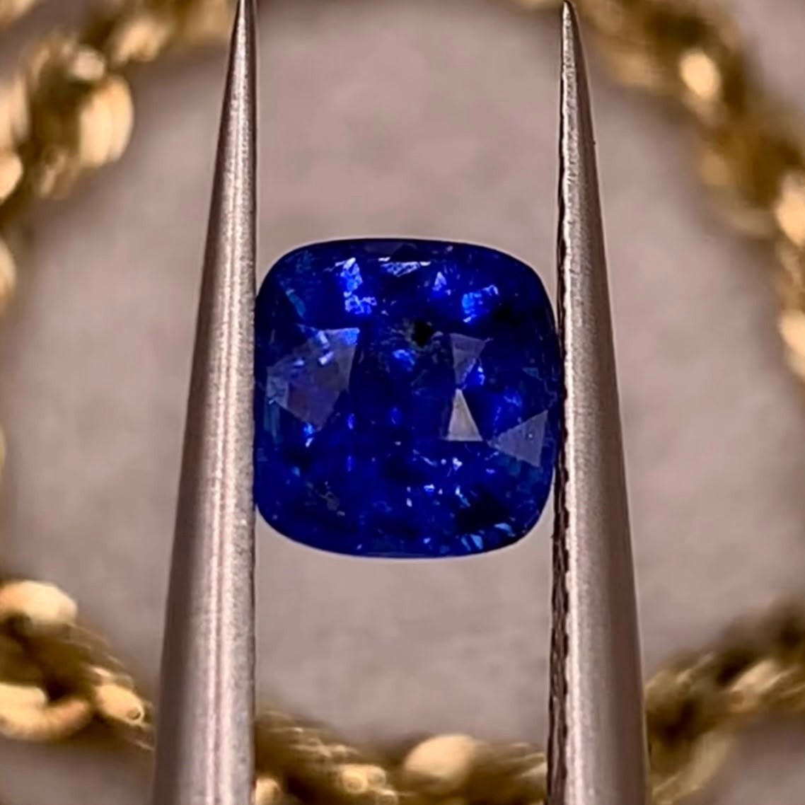 GFCO Certified 1.06Ct Natural Rare Stunning Royal Blue Sapphire From Sri Lanka