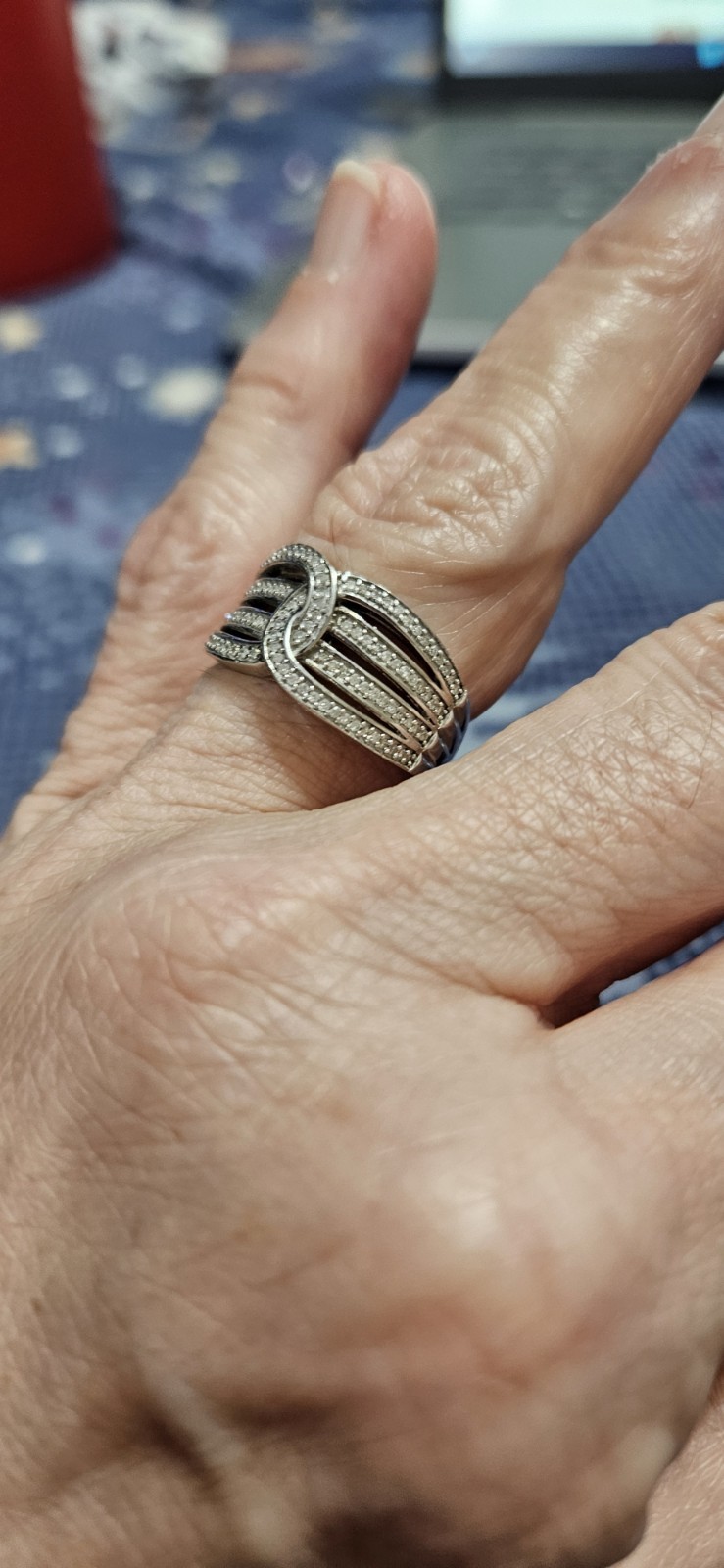 Beautiful!! 0.40ctw White Diamond Cocktail Ring Rhodium Plated Sterling Size 8