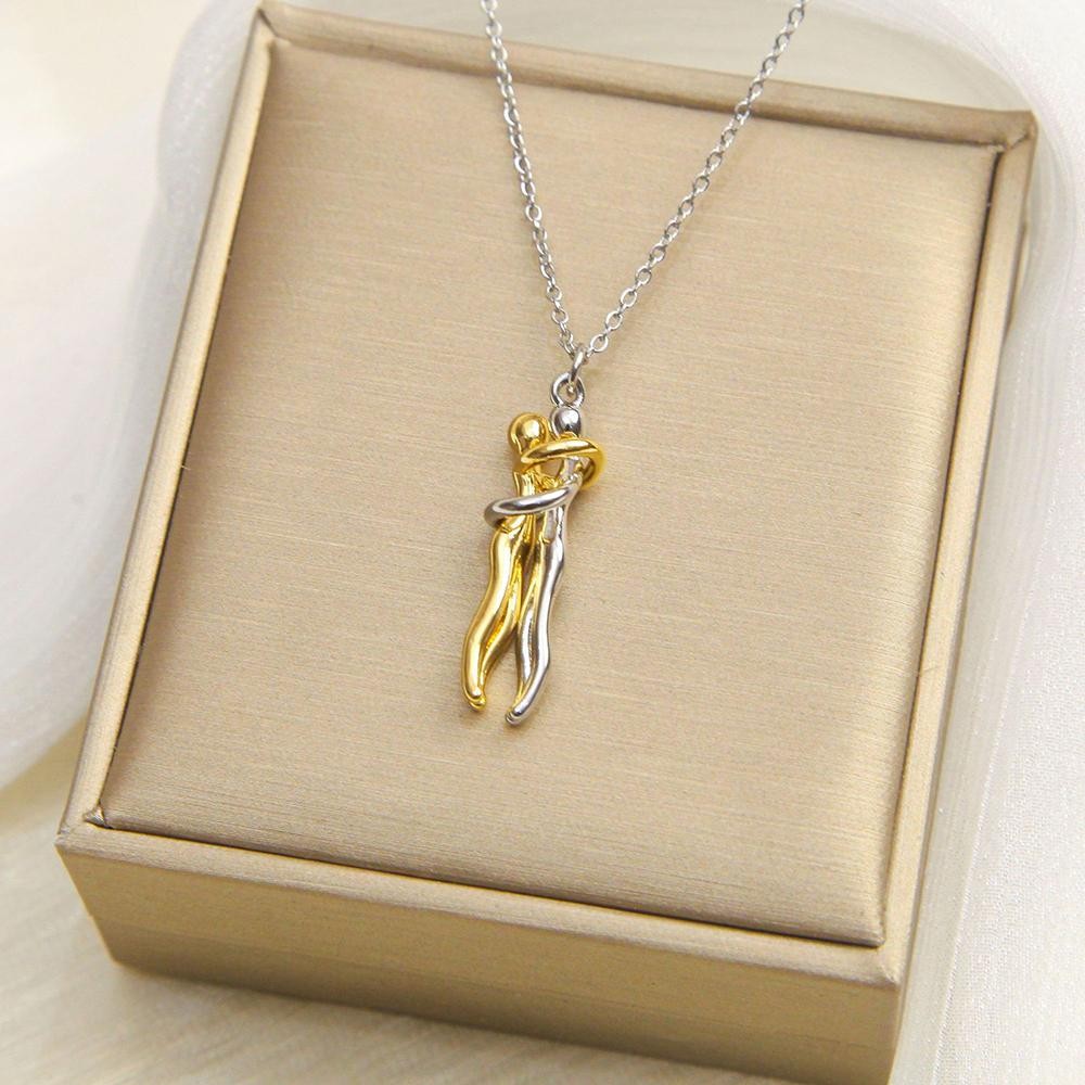 Stainless Steel Couple Hugging Necklace Pendant Gold Silver Love Chain Gift 2Pcs
