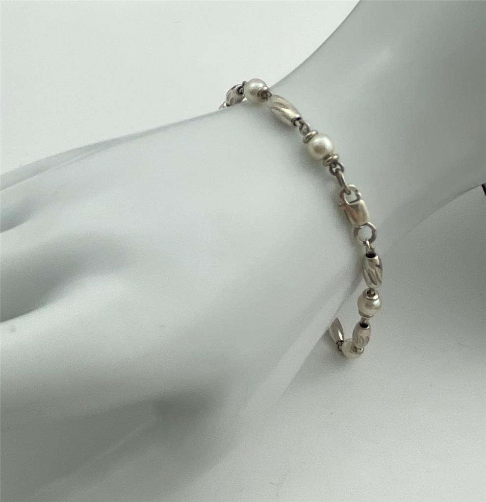 Vintage Silver Tone Small Barrel Beads & 5MM Faux Pearls Link Bracelet 7-5/8″ L