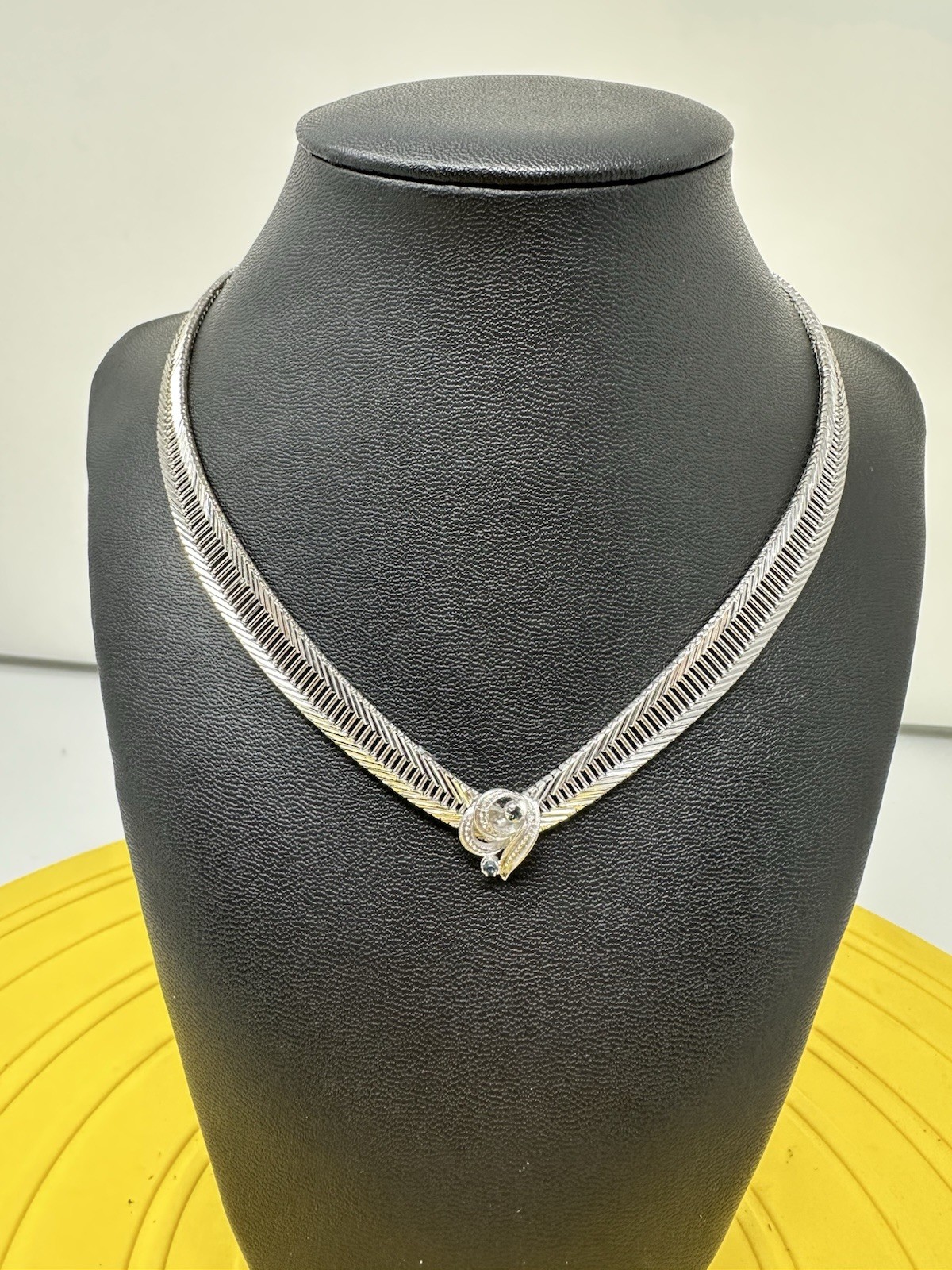 Sterling Silver Sapphire Abstract Heart Shaped Pendant Choker Necklace 40g 16 In