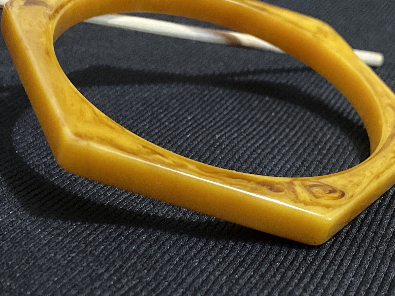 Vtg Bakelite Butterscotch Swirl Hexagon Bangle Bracelet 1/4 Inch Wide