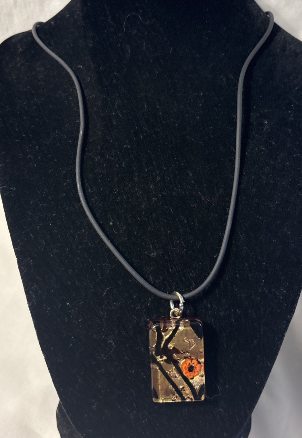 Vintage Vetro Di Murano Venetian Glass Pendant (Black Cord Necklace Included)