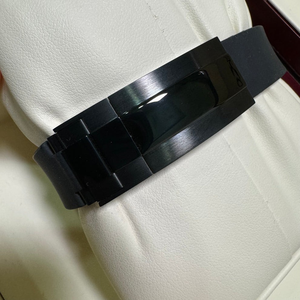 Custom Built – Ice Blue Diver Style NH35 Japanese Automatic Black Bezel Watch