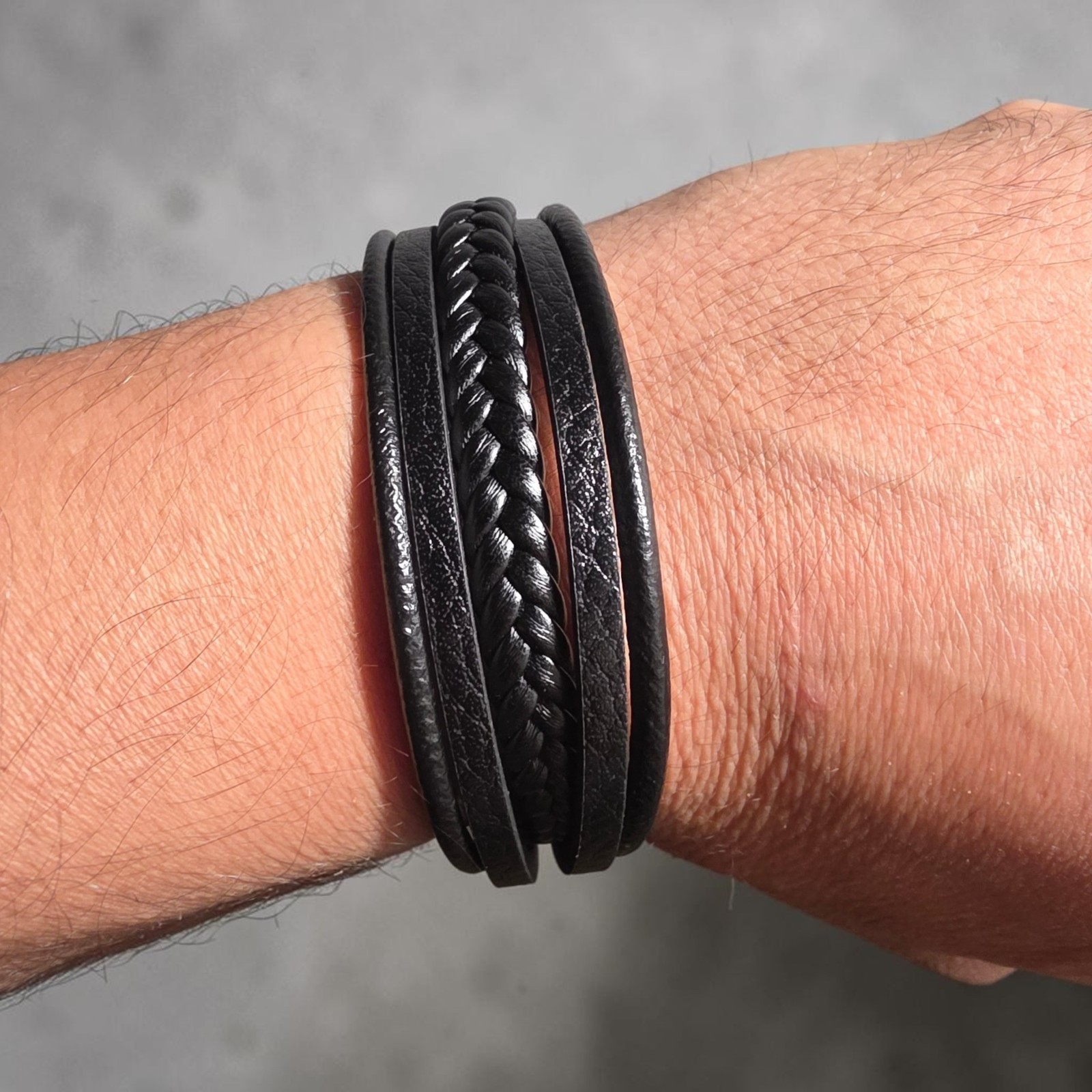 Unisex Leather Braided Wrap Bracelet – Black 21cm
