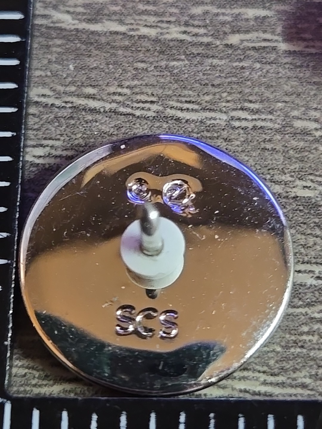 Swarovski SCS 2012 Pailea Whale Event Ocean Wave Tack Lapel pin Aci