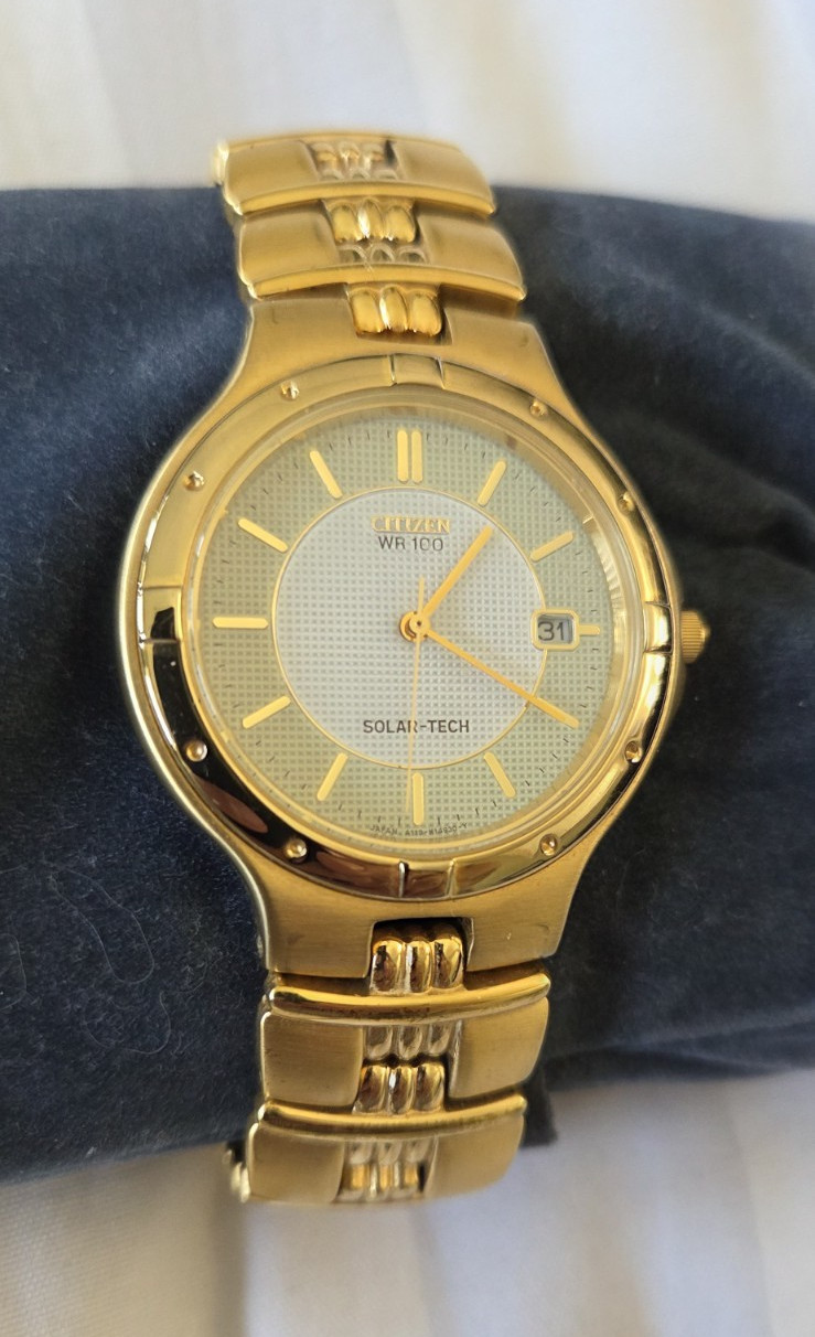 VINTAGE – Citizen Solar-Tech WR100 Quartz 100m Date Analog Gold Bracelet / VG