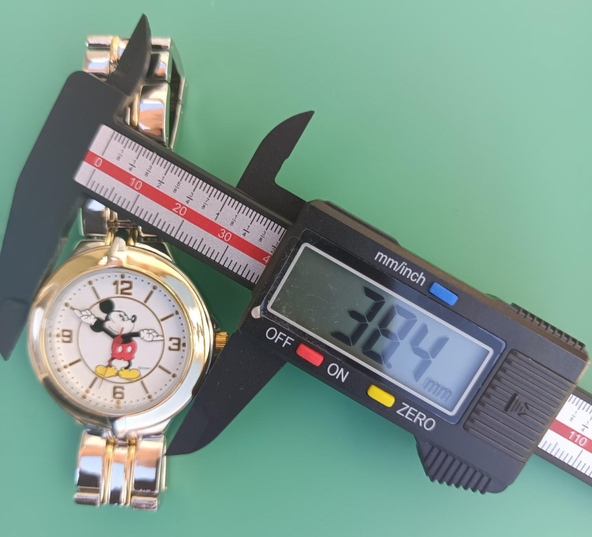 Discontinued Vintage New MCK168 Disney Mickey Mouse Watch Free Ship