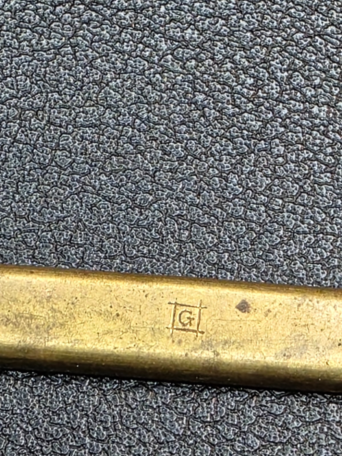 Japanese Mt Fuji Sansui Nunome Zōgan Bar Damascene Gold Tone Tie Pin