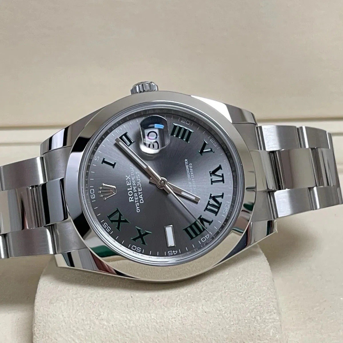 Rolex Datejust Automatic Date Gray/Green Roman Dial Smooth Bezel Box Papers