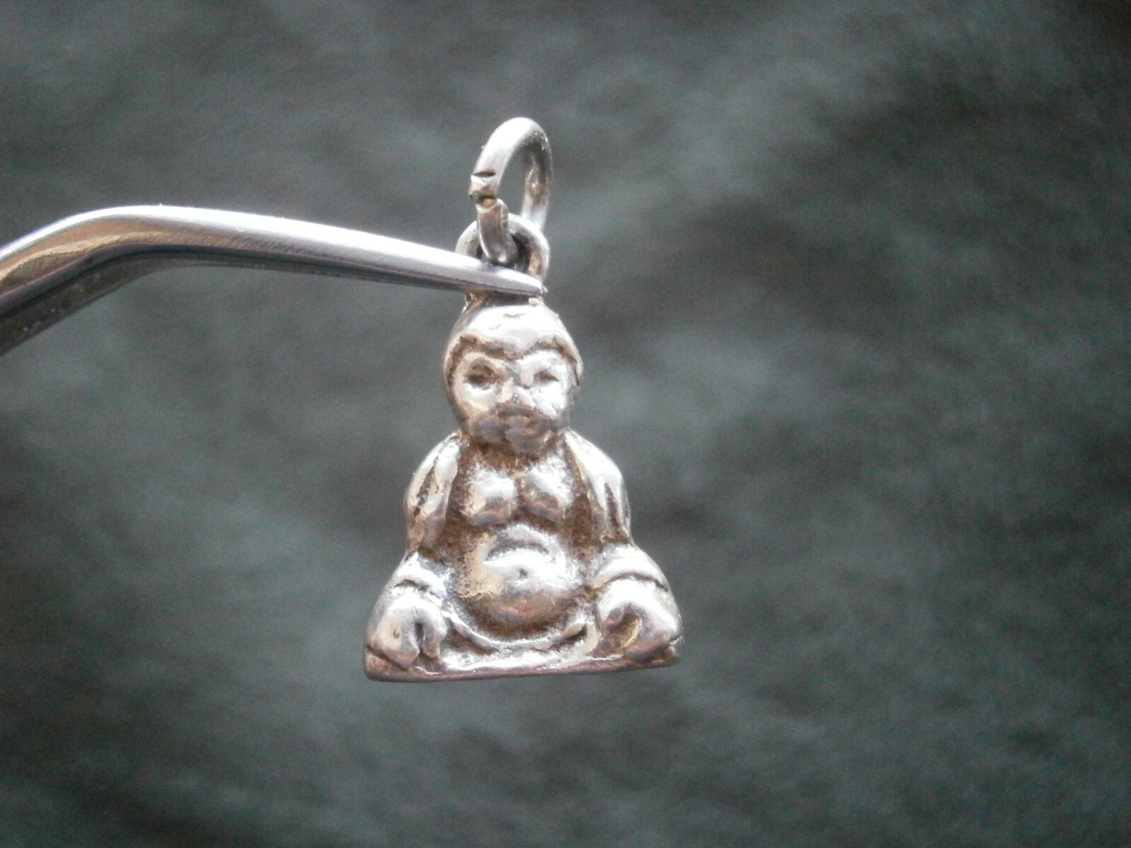 Seated Buddha Vintage Solid 925 Sterling Silver Bracelet Charm Pendant 4.0g