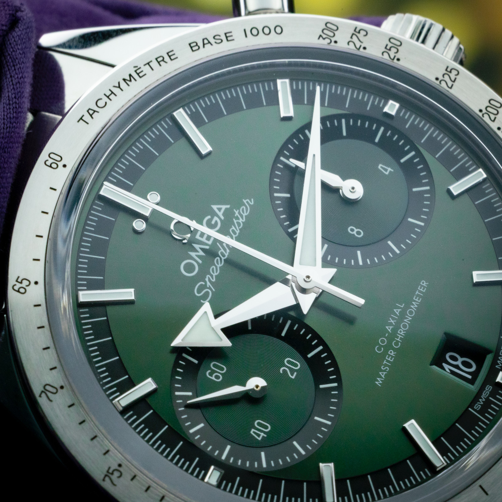 Omega Speedmaster ’57 Chronograph Green Steel 332.10.41.51.10.001 Complete