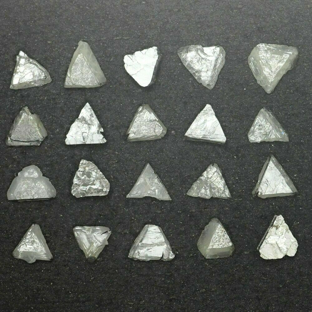 1 CARAT NATURAL LOOSE TRINGLE 3MM 33pcs APPROX, LOT ROUGH NATURAL DIAMOND
