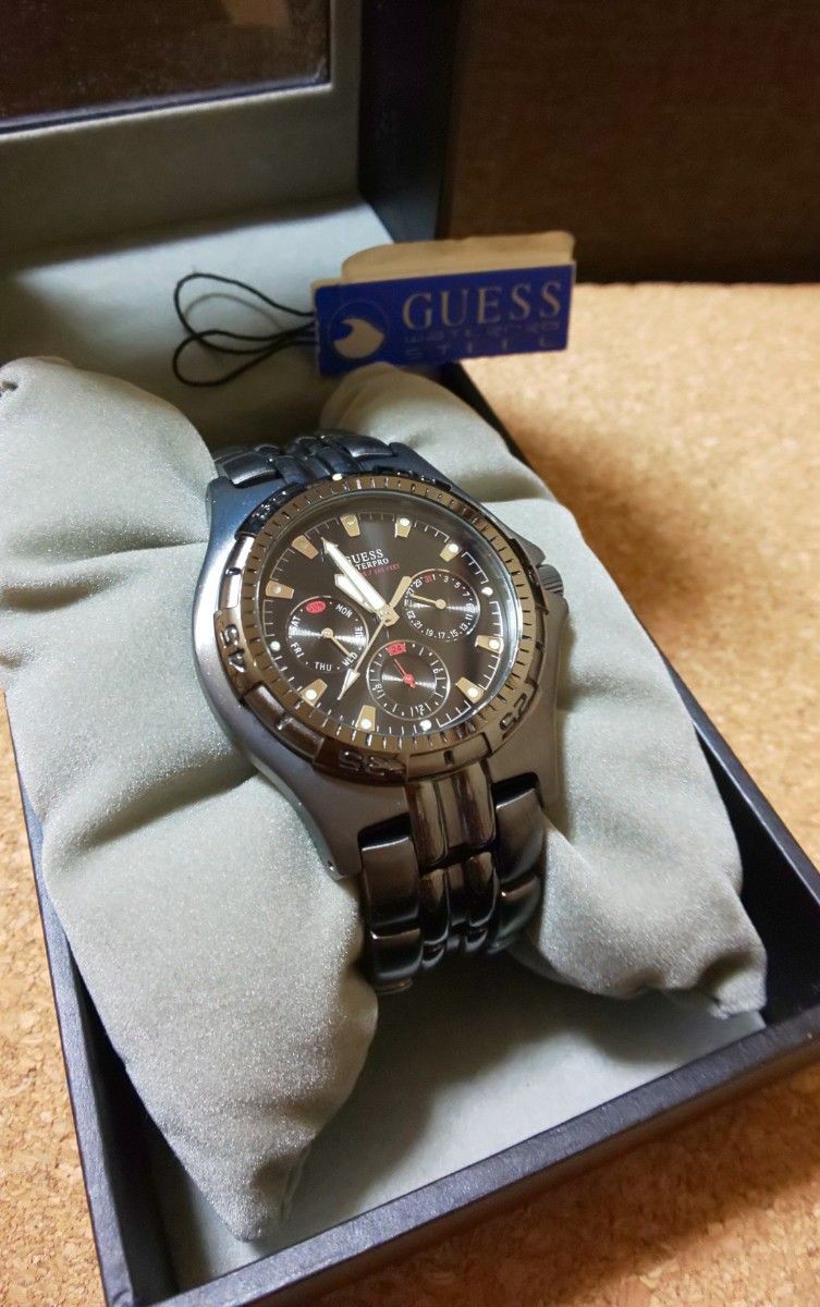 GUESS Water Pro Diver Men’s Chronograph Black Gunmetal Rotating Bezel From Japan
