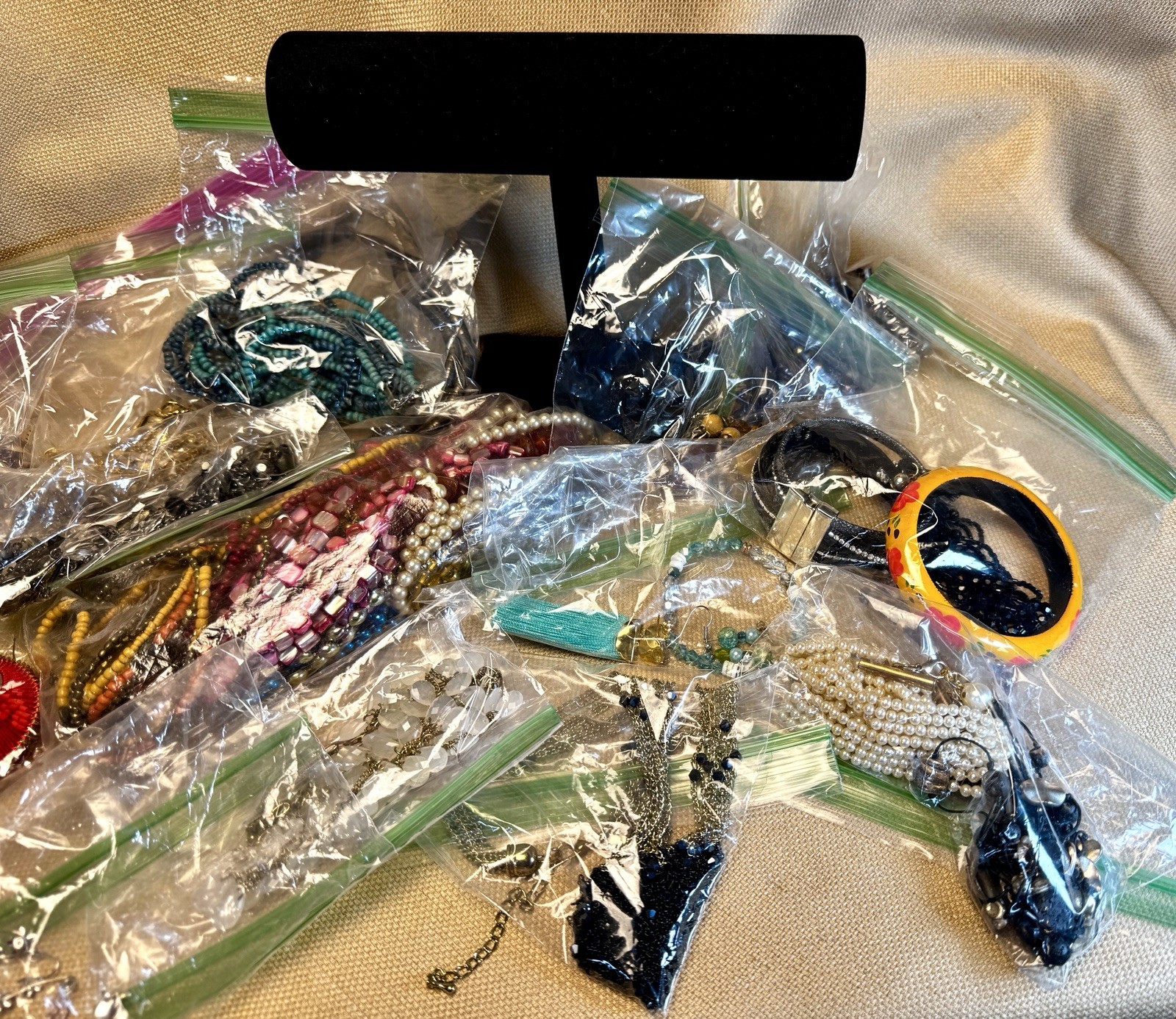 Mixed Fashion Jewelry Bagged – 50+ Multicolor Necklaces Bracelets, velvet T-bar