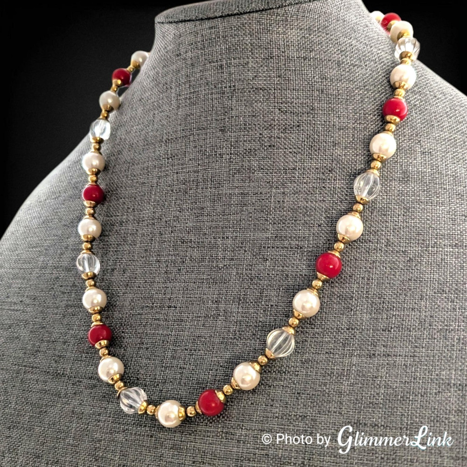 Vintage Faux Pearl Lucite Beaded Necklace Red White Gold Tone 22.5 Inch