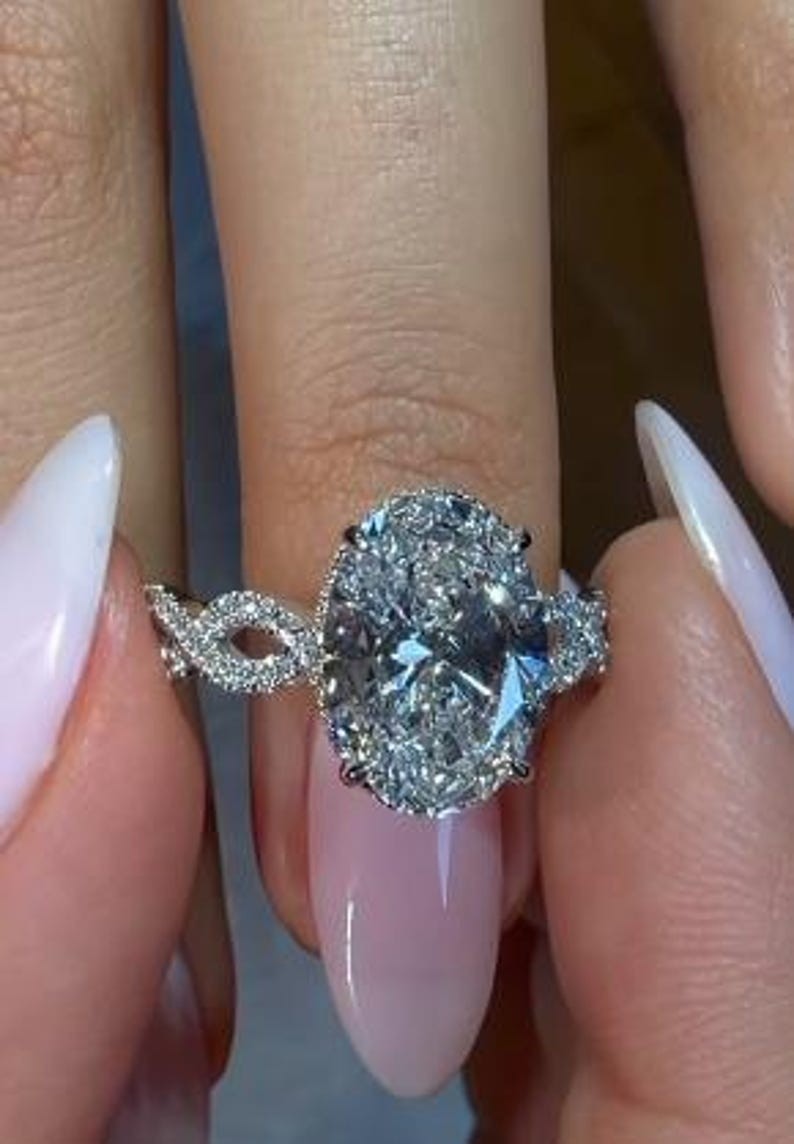 2.0 CT Oval Cut Moissanite Solitaire 14K Gold Vintage Style Engagement Ring