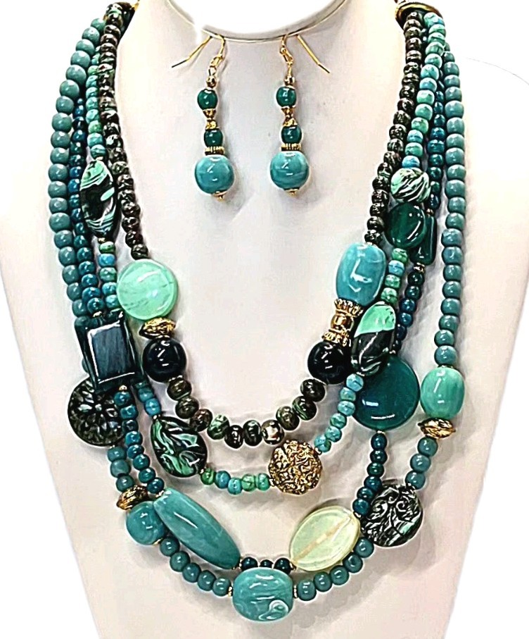 CHICO’S Mixed Blue 🥏 Green 🍏 Beaded 4 Strand 10″L Necklace + 2″L Earrings B1