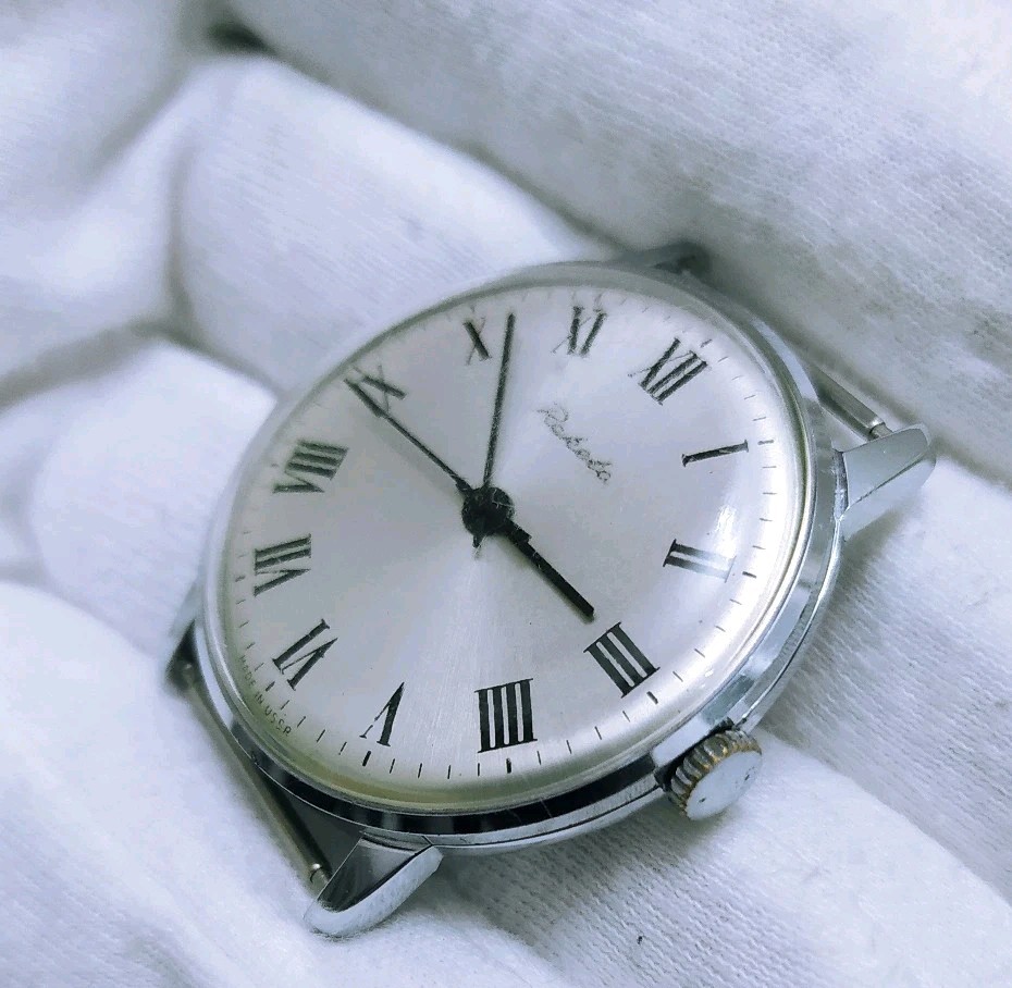Vintage Soviet Mechanical Wristwatch RAKETA 2609.HA SERVICED.
