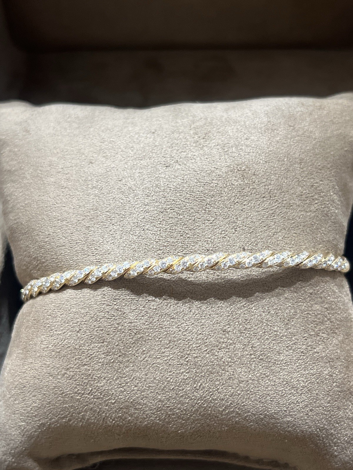 David Yurman 18k Yellow Gold and diamond pave flex bracelet size m $7900 value