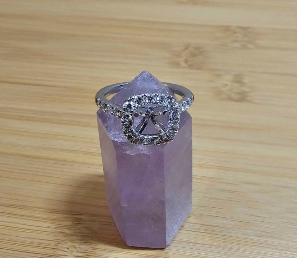 Platinum Engagement Ring Setting Mount 6.5 grams 2/3ct. G/H VS Diamonds! Size 7