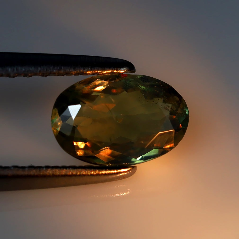 0.79 ct Supreme Oval (7.21 x 4.96 mm) Unheated Green Natural Alexandrite