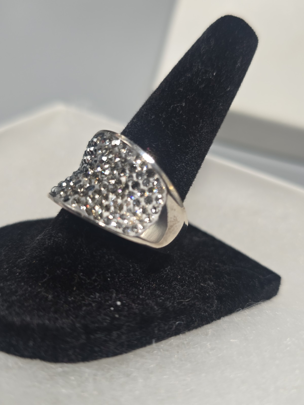 JCM Brass CZ Black Gray White Ombré Band Ring Size 8