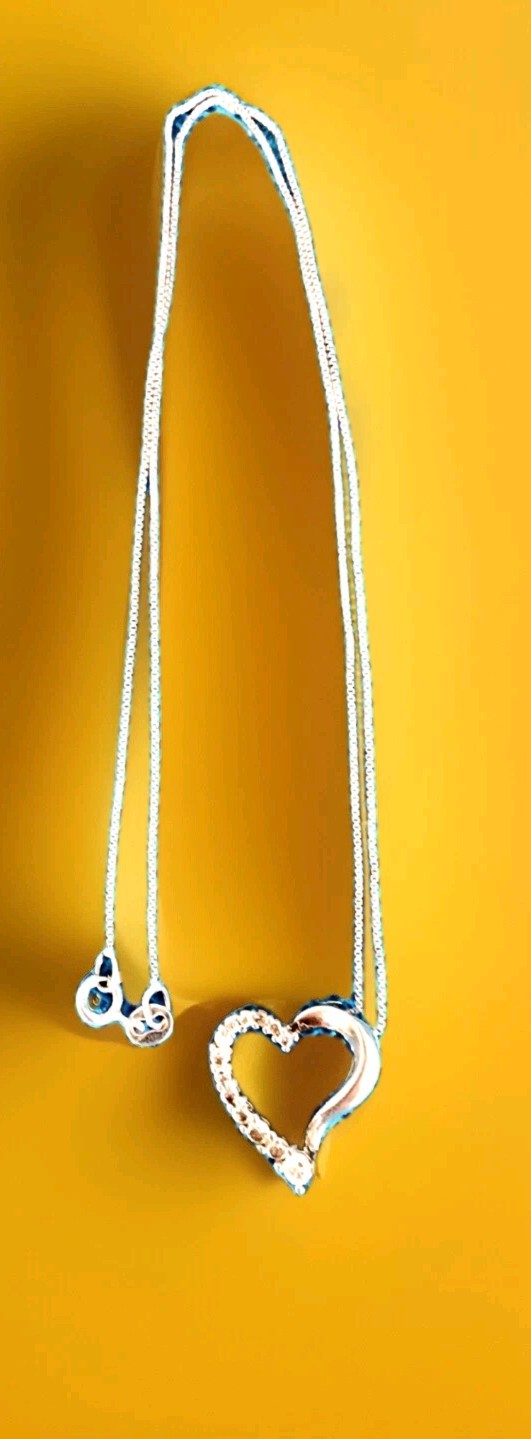 Graduated Diamond 💎Heart Shaped Necklace 925 Signed ACI Sterling Silver ITALY